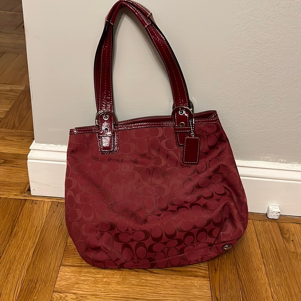 Coach tote bag cranberry